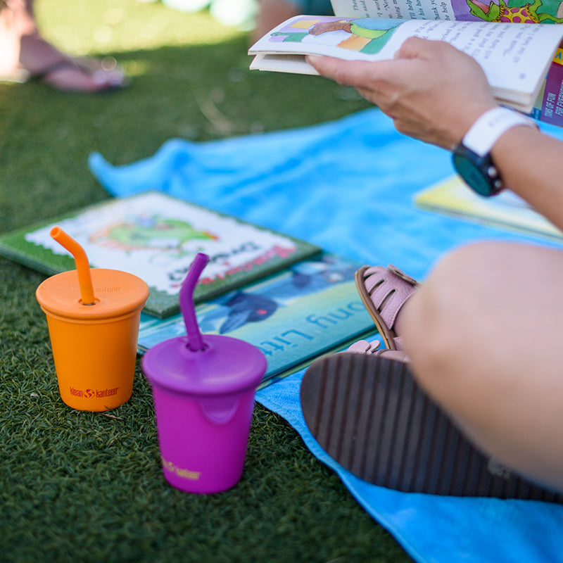 10oz-kid-s-cup-with-straw-lid-c5 10oz_kids_cups_straw_reading_blanket_square.jpg