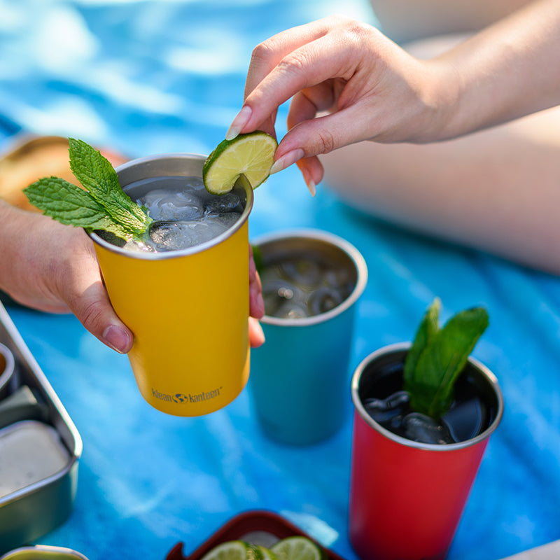 bring-your-own-party-kit-pints-and-tumblers-z7 16oz_pint_cup_colors_cocktails_blanket_square.jpg