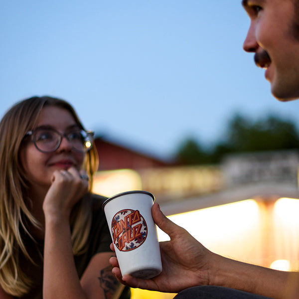 16oz-pint-cup-santa-cruz-x0 16oz_pints_santa_cruz_vacationdot_couple_square.jpg