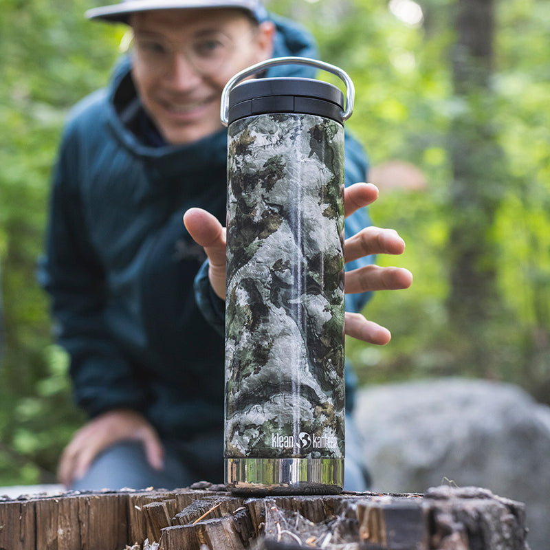 20oz-tkwide-with-twist-cap-mossy-oak-g4 20oz_bottle_twist_mossyoak_terragila_closeup_square.jpg