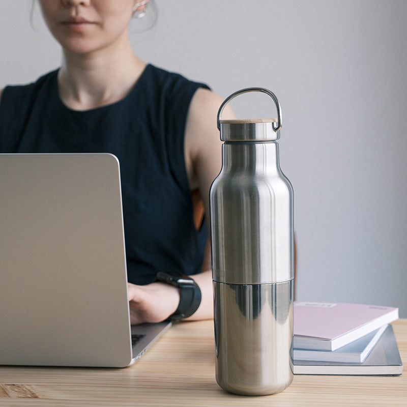 20oz-rise-reflect-with-bamboo-cap-g1 20oz_rise_reflect_desk_laptop_square.jpg