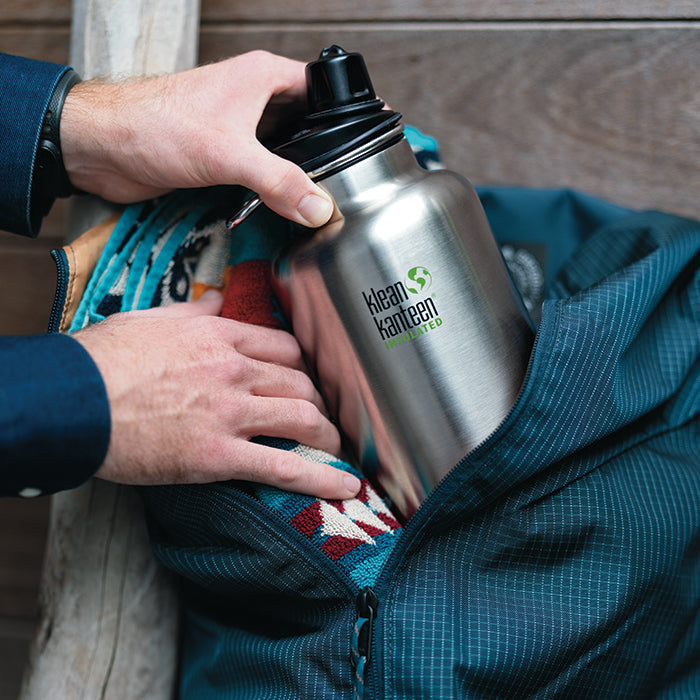 tkwide-chug-cap-y4 K64TKWSSL-BS-Chug-Cap-Out-of-Duffle_lifestyle.jpg