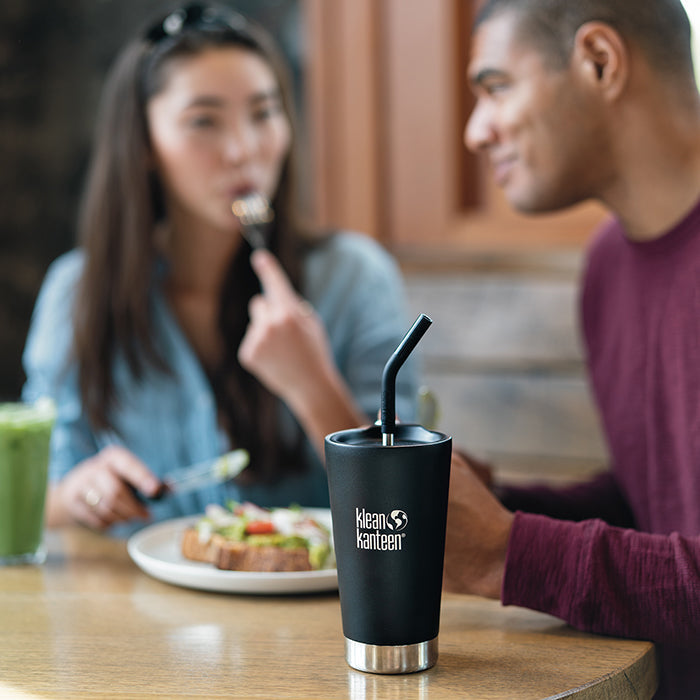straw-2-pack-with-brush-black-g4 coffee-tumbler-metal_straw_lifestyle.jpg