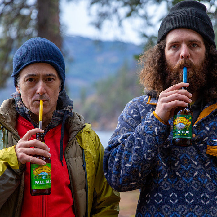 straw-4-pack-r8 recycled_steel_straws_beers_dudes_lifestyle.jpg
