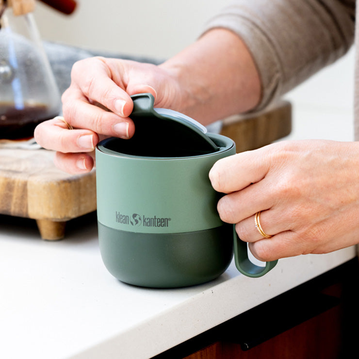 flip-lid-k2 rise_flip_lid_large_coffee_mug.jpg